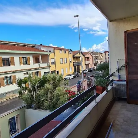 Em Holiday Apartment2 Apartman